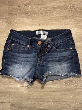 No Boundaries Dark Blue Distressed Denim Cutoff Shorts